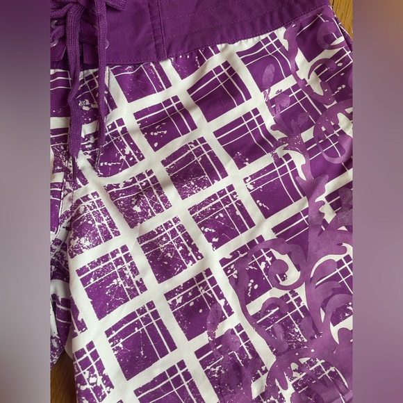 Y2K Body Glove Board Shorts Women’s Purple & White NEW - Picture 6 of 9